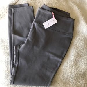 Evy’s Tree leggings